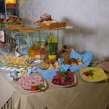 Hotel La Ginestra Forio  Ngoại thất bức ảnh