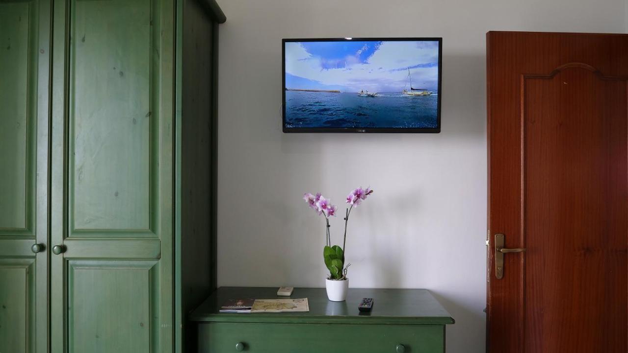 Hotel La Ginestra Forio  Ngoại thất bức ảnh