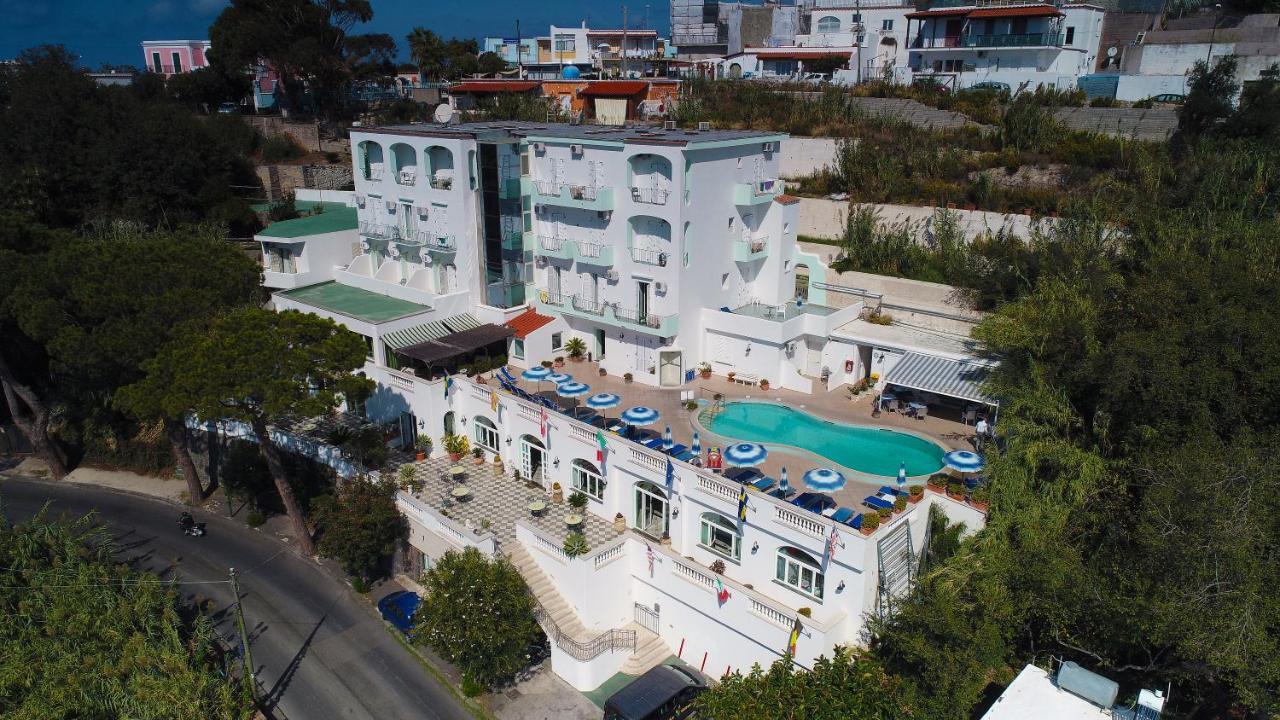 Hotel La Ginestra Forio  Ngoại thất bức ảnh