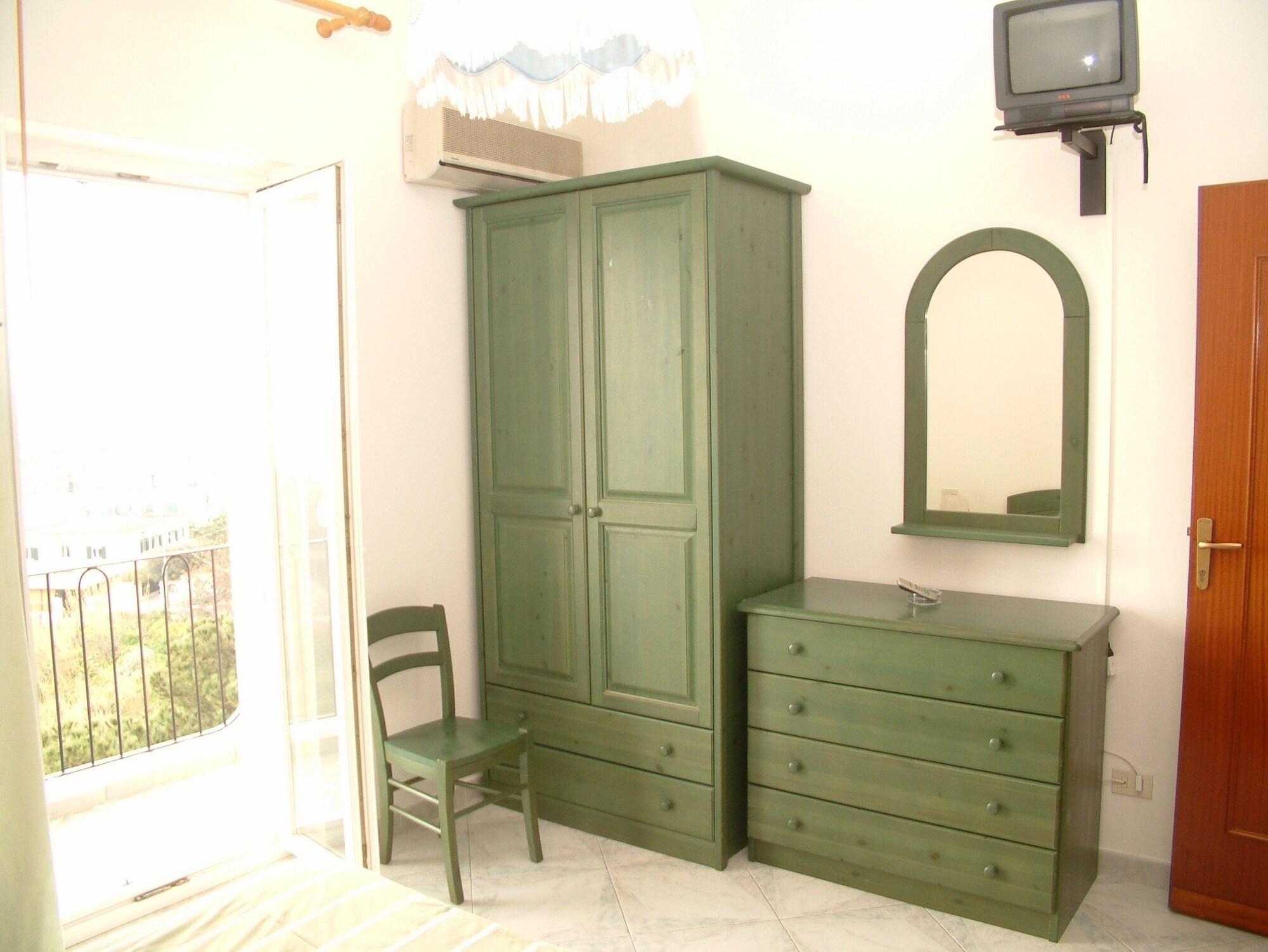Hotel La Ginestra Forio  Ngoại thất bức ảnh