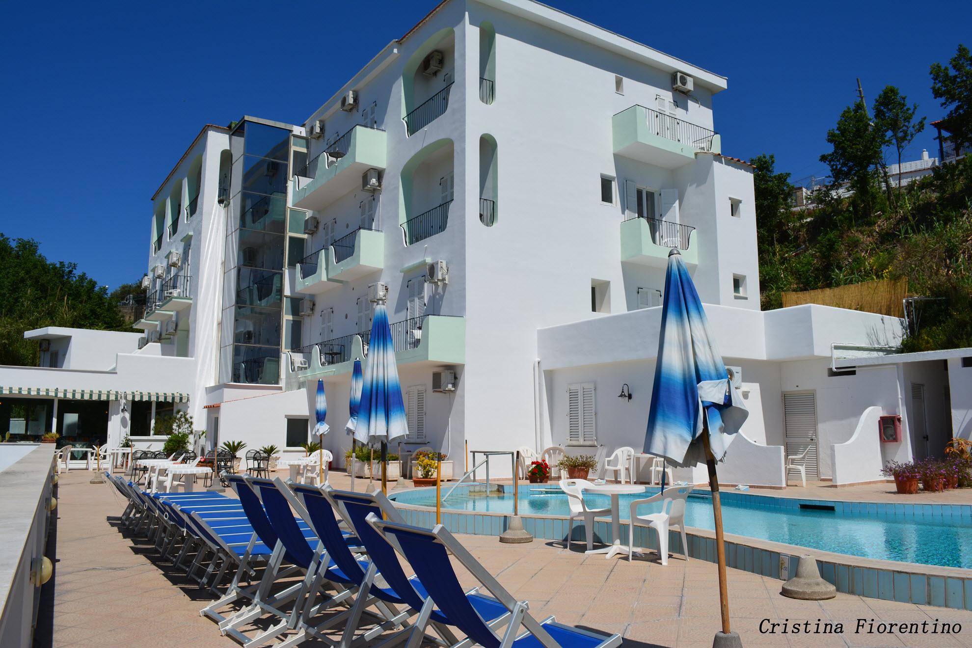 Hotel La Ginestra Forio  Ngoại thất bức ảnh