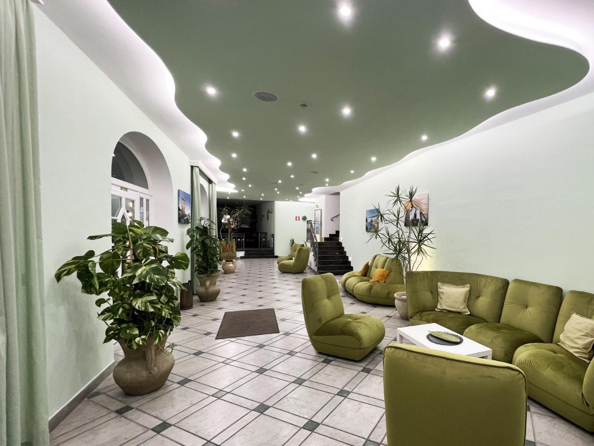 Hotel La Ginestra Forio  Ngoại thất bức ảnh
