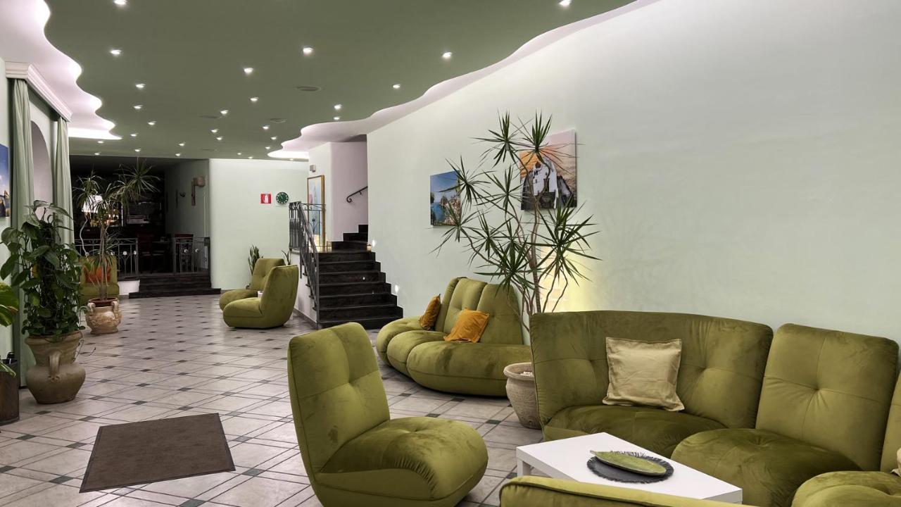 Hotel La Ginestra Forio  Ngoại thất bức ảnh