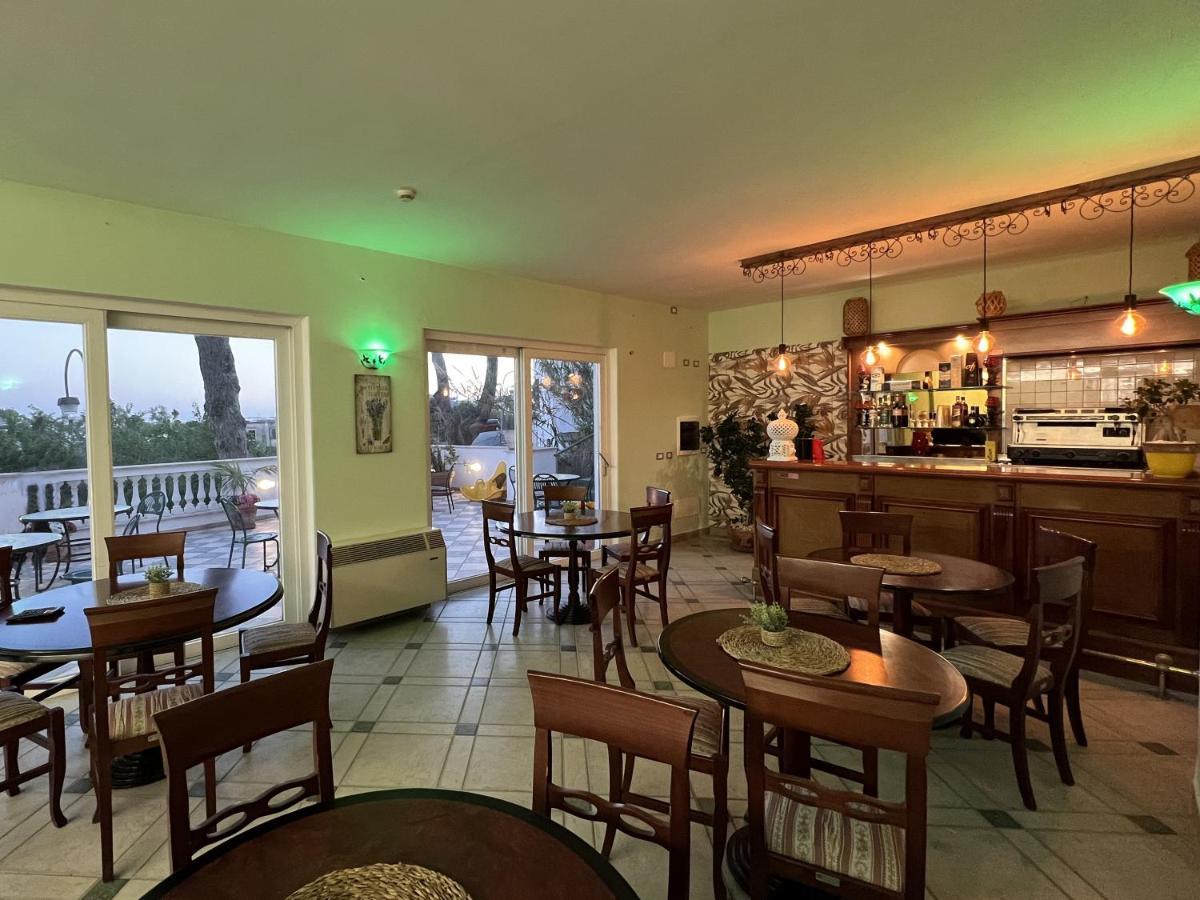 Hotel La Ginestra Forio  Ngoại thất bức ảnh
