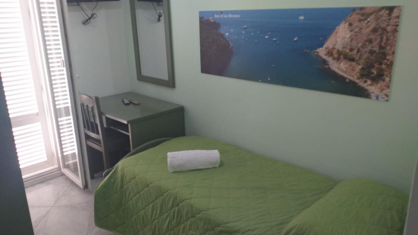 Hotel La Ginestra Forio  Ngoại thất bức ảnh
