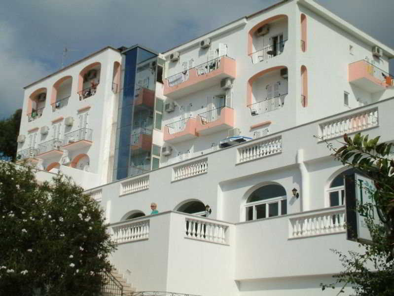 Hotel La Ginestra Forio  Ngoại thất bức ảnh